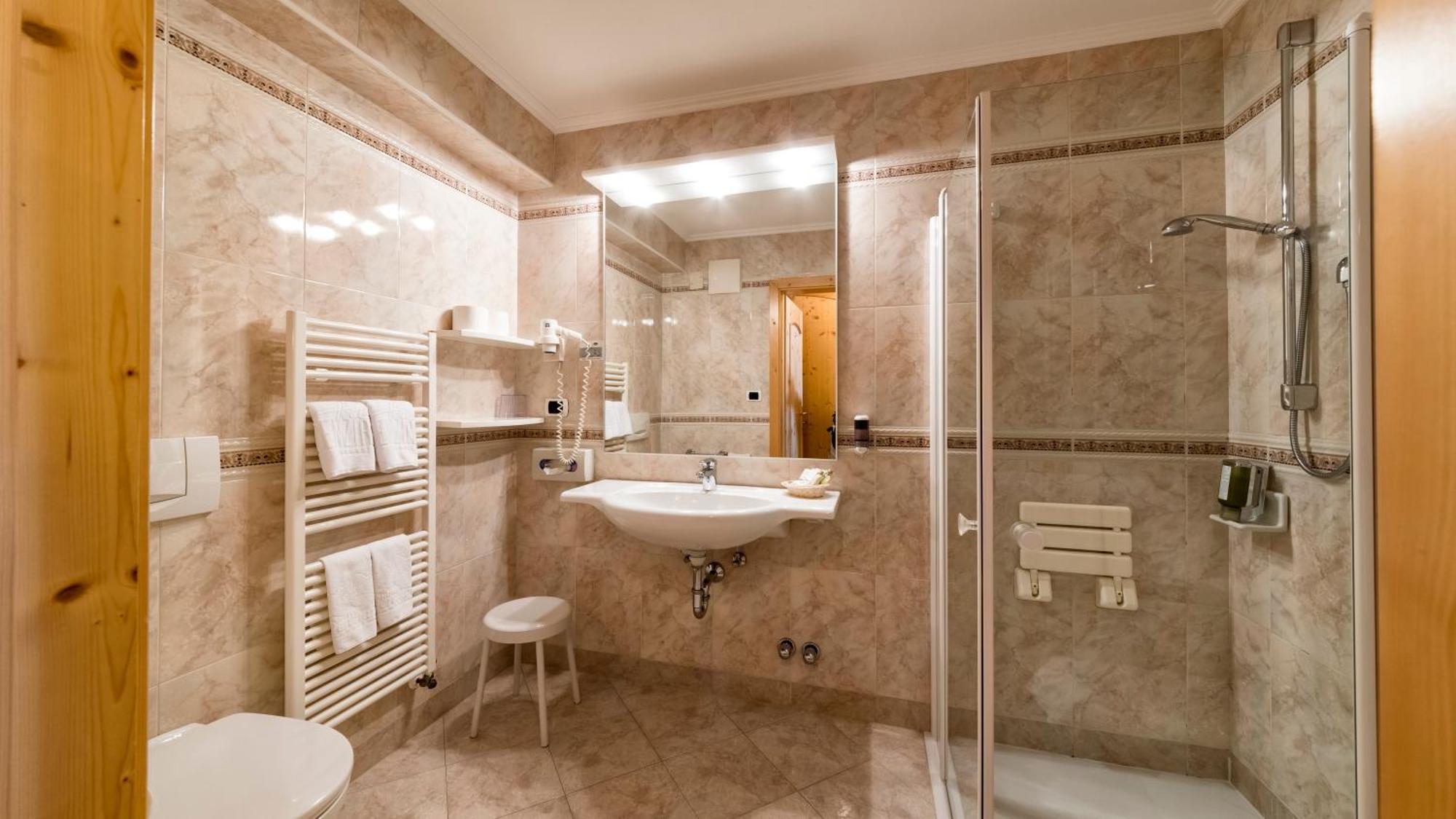 Hotel Genziana Ortisei Esterno foto